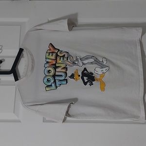 Looney Tunes graphic tshirt